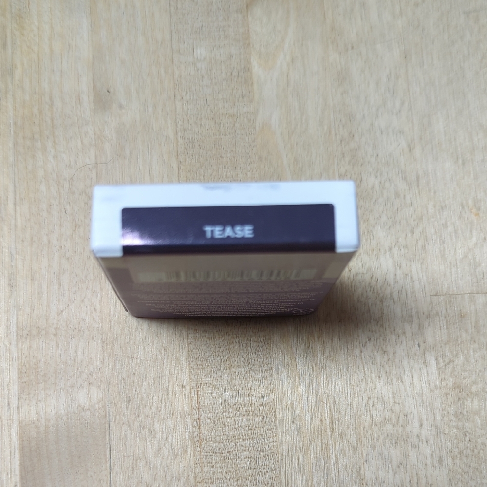 Urban Decay 24/7 Eyeshadow in Soft Brown color "Tease" NIB - Picture 2 of 4